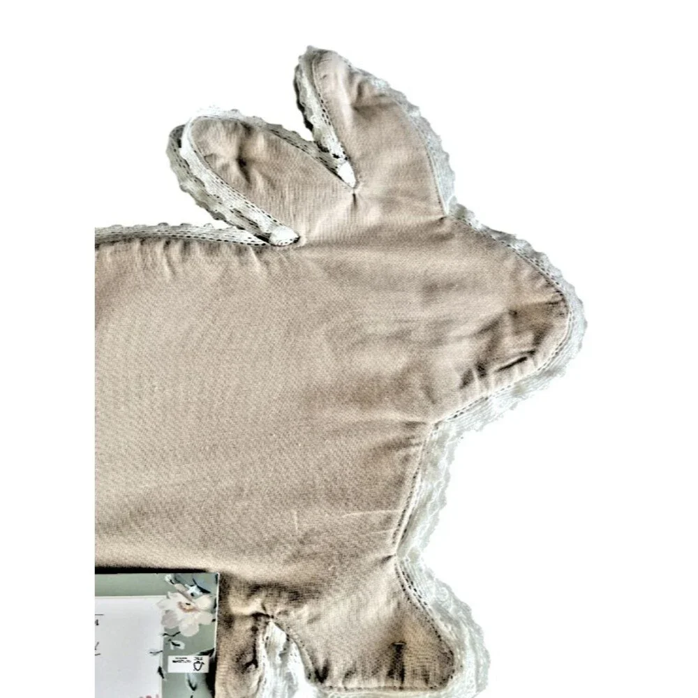 Lillian August Bunny Shaped Placemats Beige Lace Accents Kids Easter Set of 4